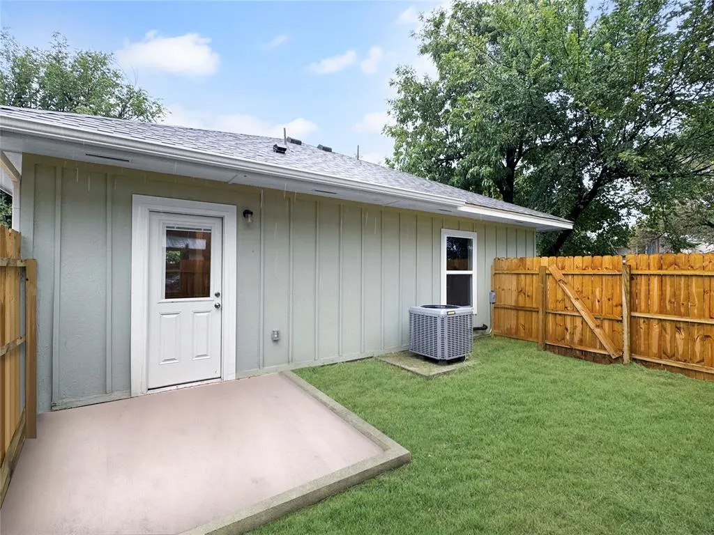 Photo 17 — 320 N Miles Avenue, El Reno, OK 73036