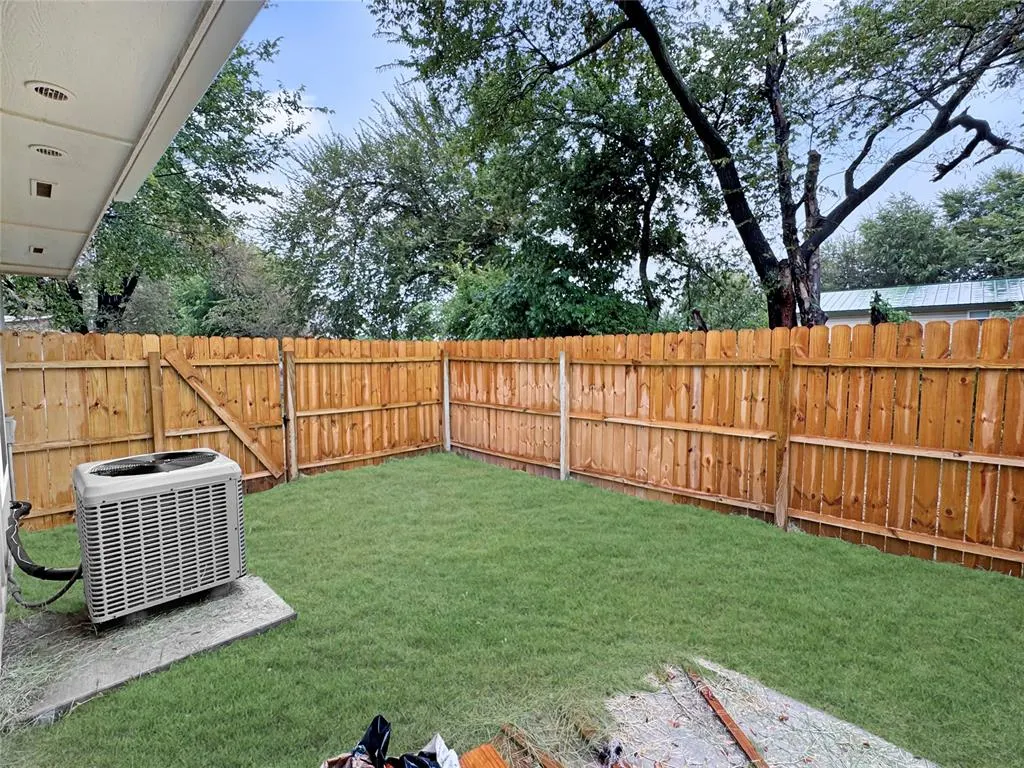 Photo 18 — 320 N Miles Avenue, El Reno, OK 73036