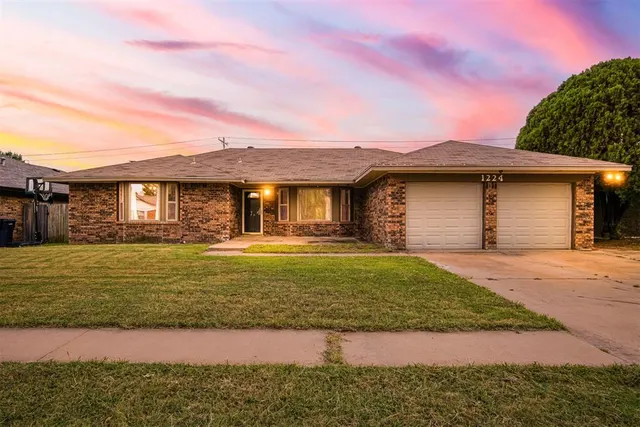 Front exterior — 1224 SW 97th Street, Oklahoma City, OK 73139