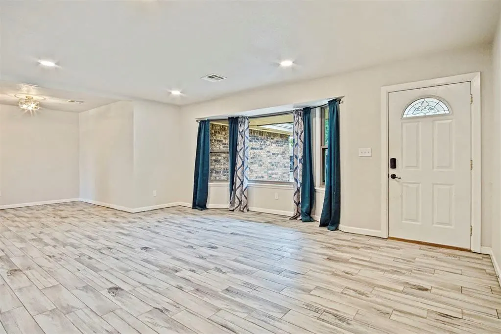 Photo 8 — 1224 SW 97th Street, Oklahoma City, OK 73139