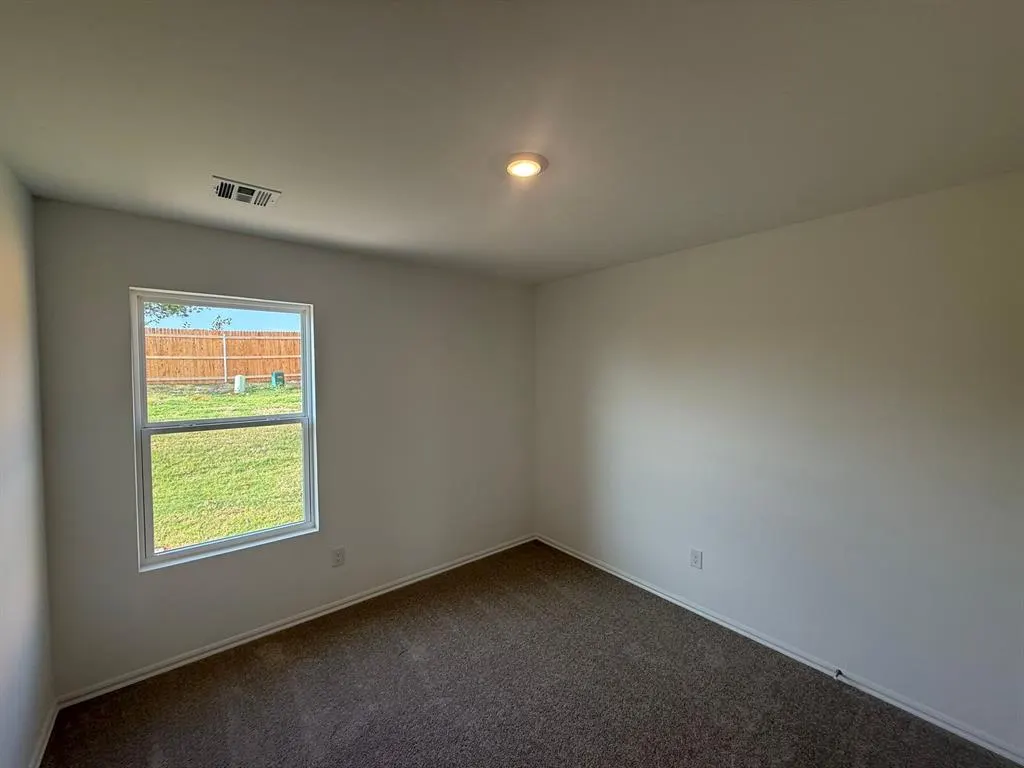 Photo 14 — 668 SW 11th Street, Newcastle, OK 73065