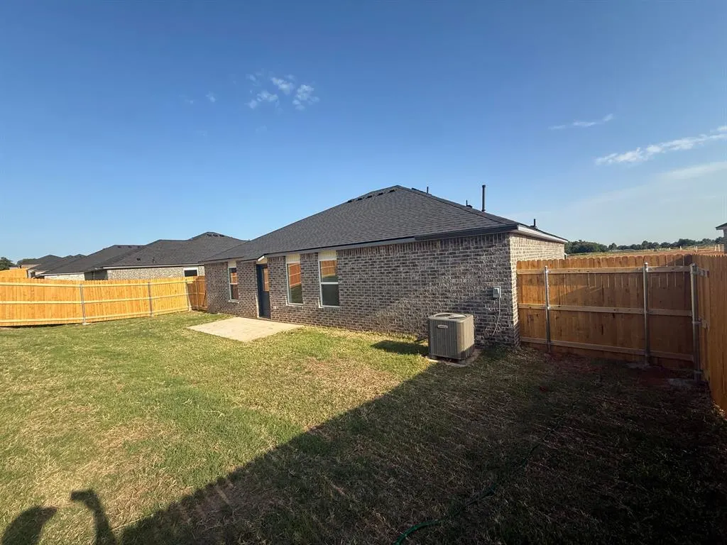Photo 17 — 668 SW 11th Street, Newcastle, OK 73065