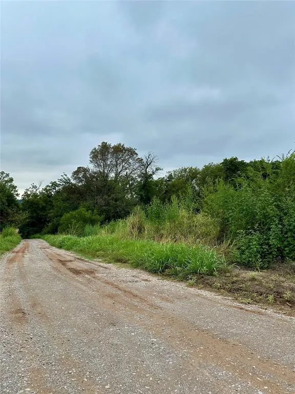 Photo 22 — S Main Street, Lexington, OK 73051