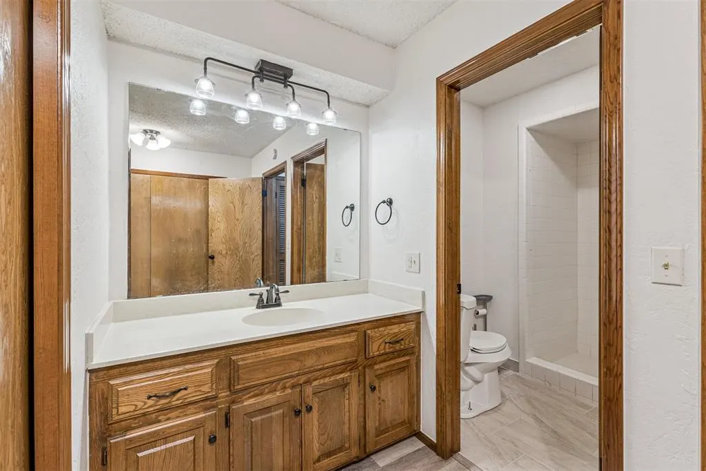 Photo 24 — 12220 Banyan Lane, Oklahoma City, OK 73162