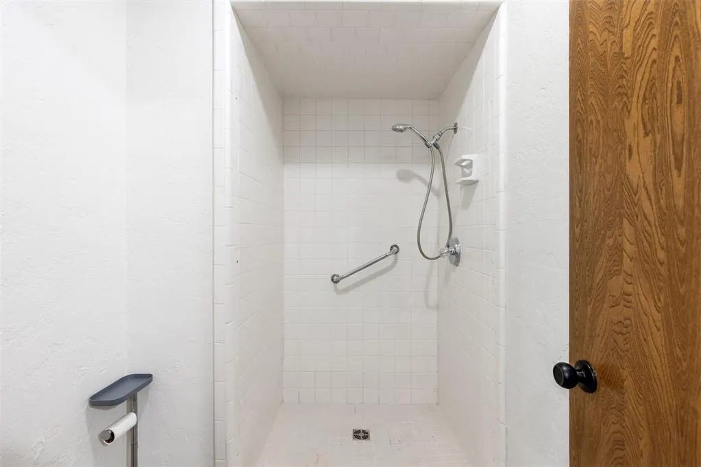 Photo 25 — 12220 Banyan Lane, Oklahoma City, OK 73162