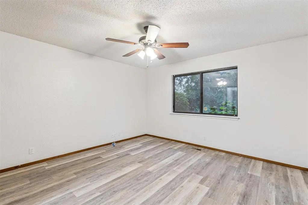 Photo 28 — 12220 Banyan Lane, Oklahoma City, OK 73162