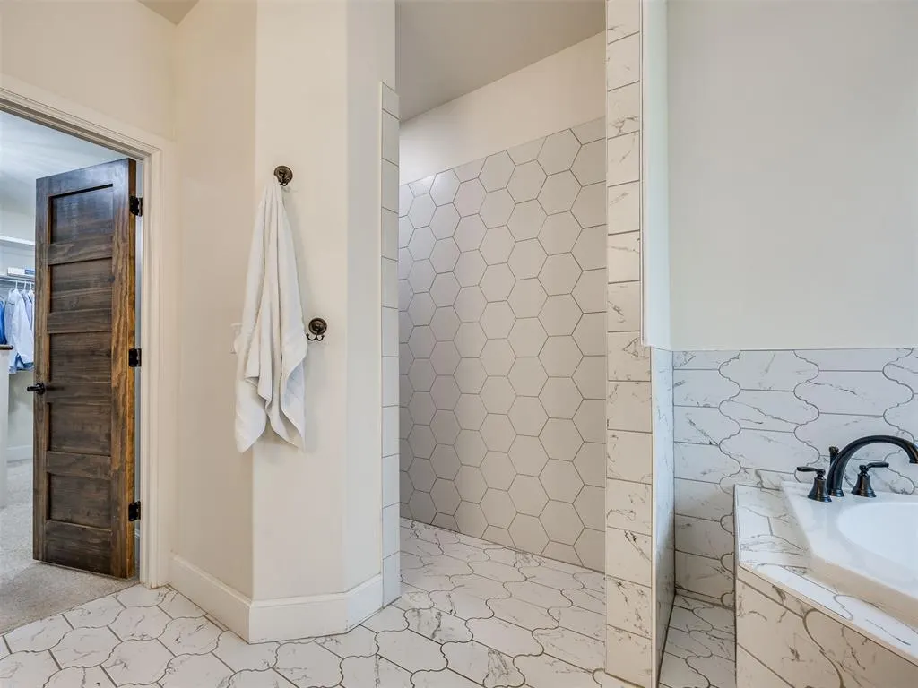 Photo 17 — 11020 Jonah Drive, Oklahoma City, OK 73173