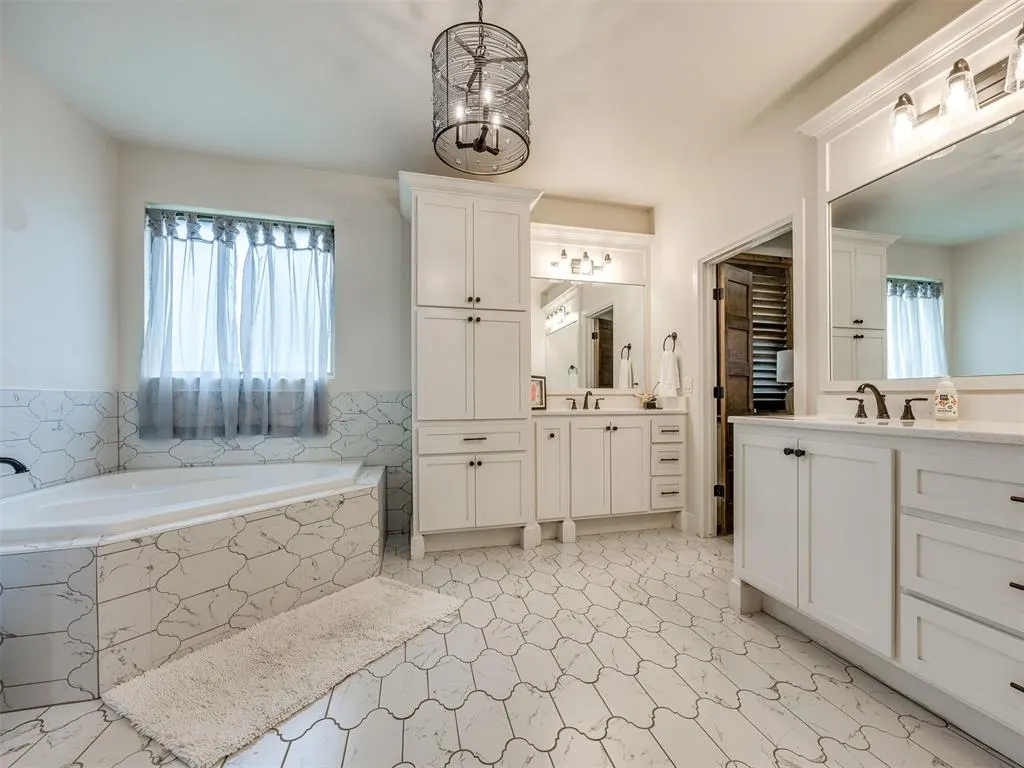 Photo 19 — 11020 Jonah Drive, Oklahoma City, OK 73173