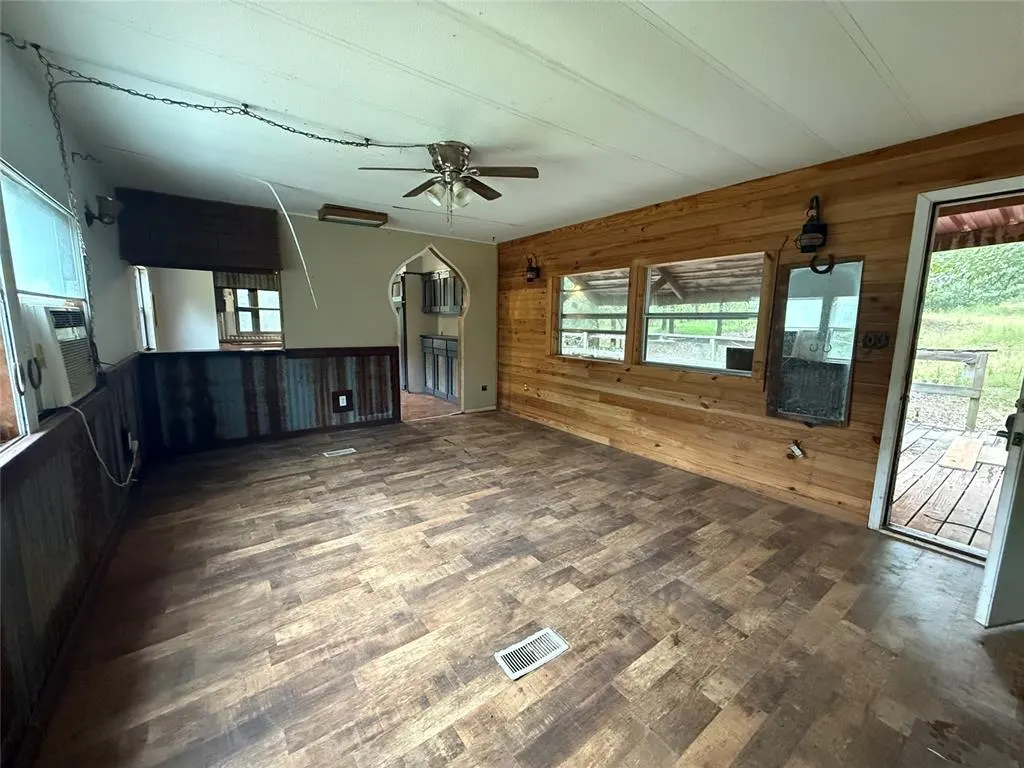 Photo 5 — 37477 Willow View Road, Tecumseh, OK 74873
