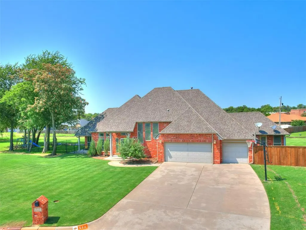 Photo 4 — 533 N Fonshill Avenue, Oklahoma City, OK 73117