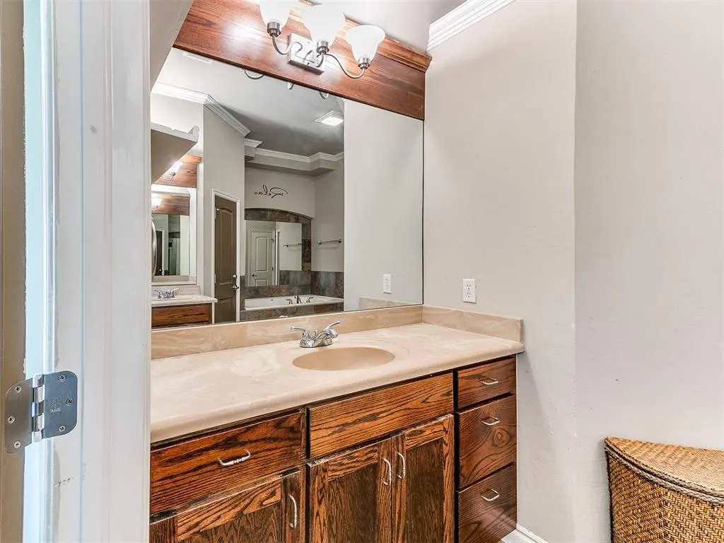 Photo 31 — 533 N Fonshill Avenue, Oklahoma City, OK 73117