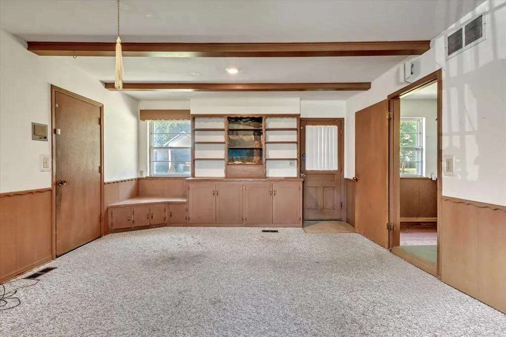 Photo 11 — 5915 NW 30th Street, Bethany, OK 73008