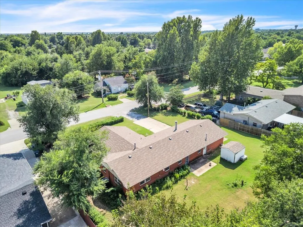 Photo 26 — 5915 NW 30th Street, Bethany, OK 73008