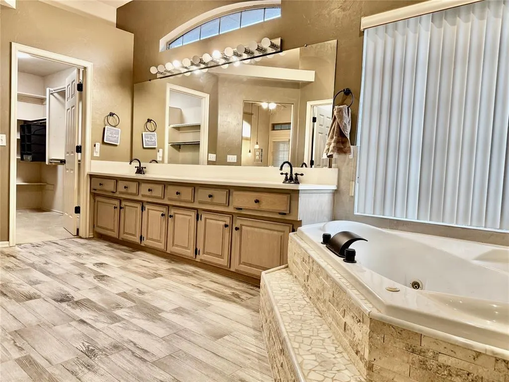 Photo 21 — 9312 S Barnes Avenue, Oklahoma City, OK 73159