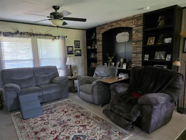 Photo 5 — 201 W West south St. Street, Paoli, OK 73074