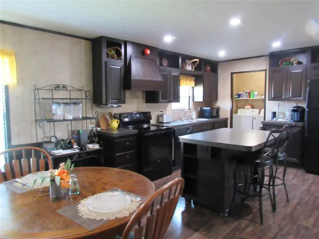 Photo 7 — 201 W West south St. Street, Paoli, OK 73074