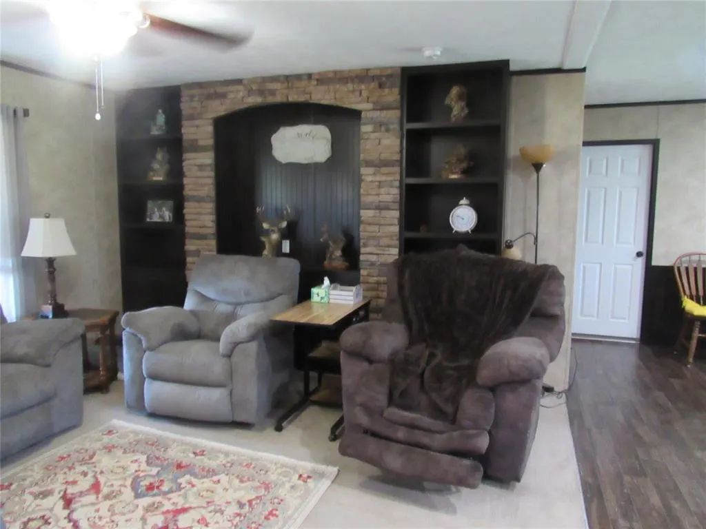 Photo 9 — 201 W West south St. Street, Paoli, OK 73074