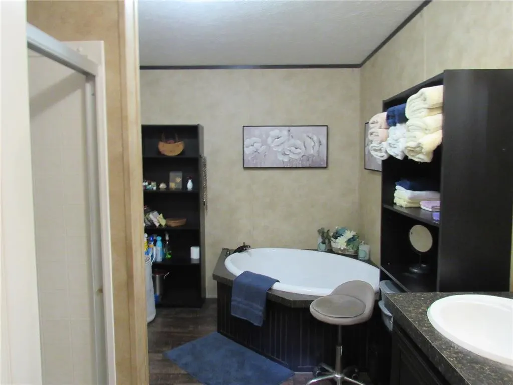 Photo 11 — 201 W West south St. Street, Paoli, OK 73074