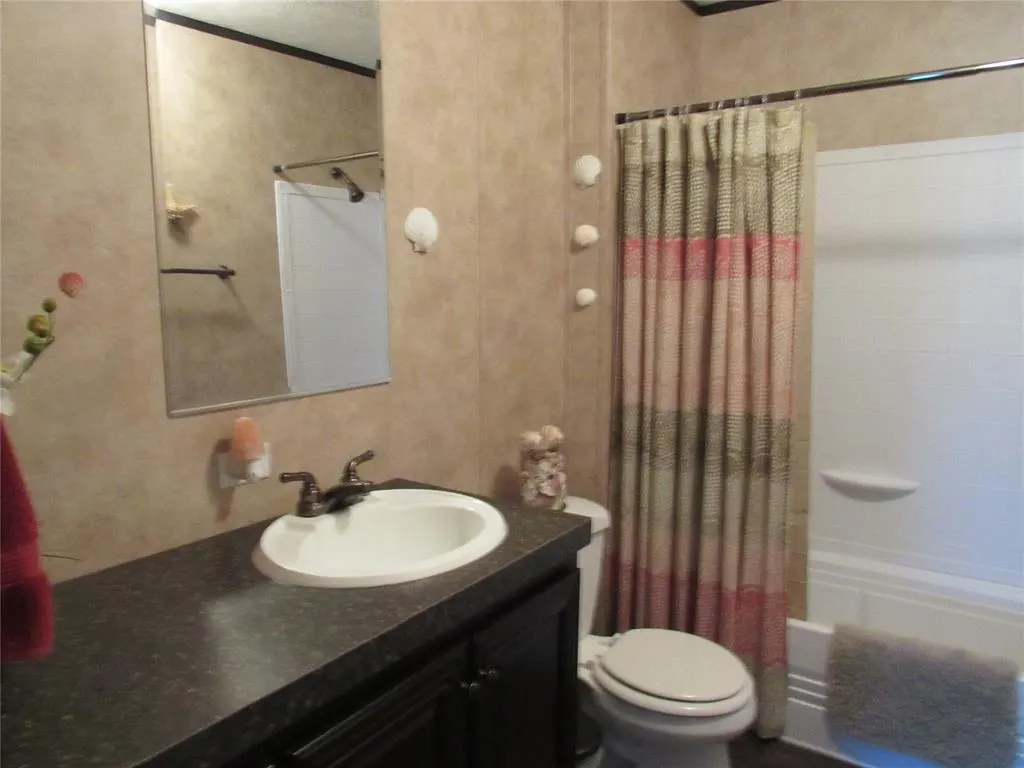 Photo 12 — 201 W West south St. Street, Paoli, OK 73074