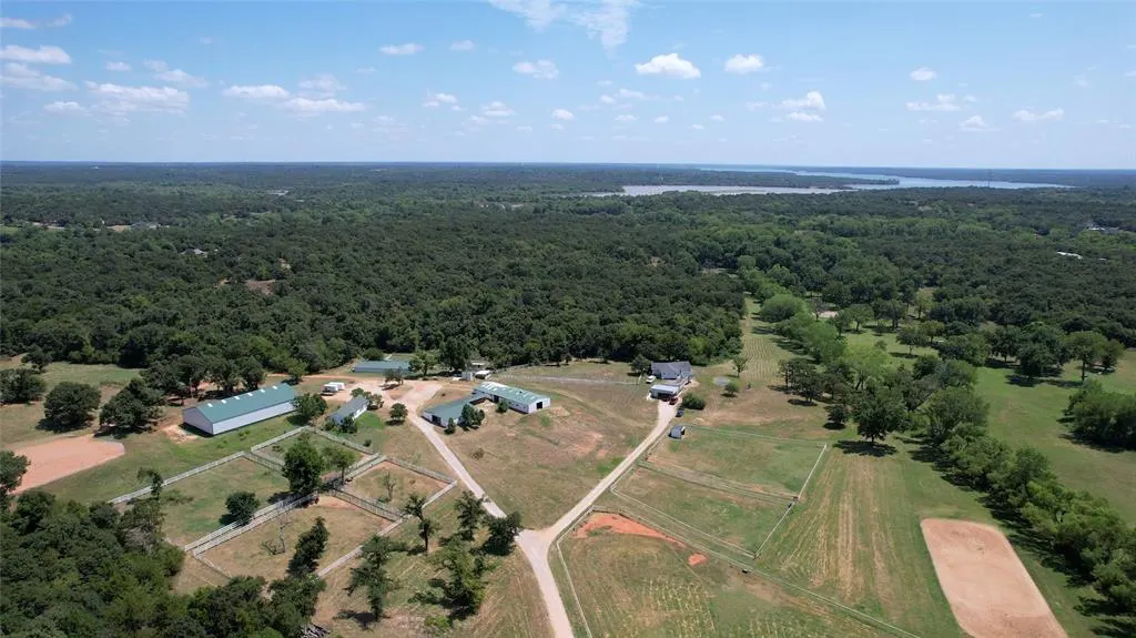 Photo 2 — 1523 NE 72nd Avenue, Norman, OK 73026