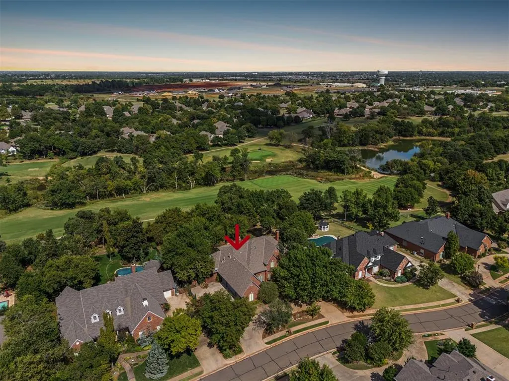 Photo 4 — 417 Hollowdale, Edmond, OK 73003