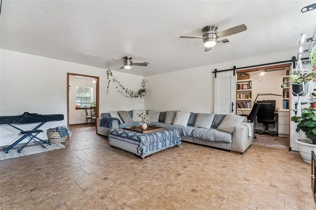 Photo 4 — 37082 Dance Creek Lane, Tecumseh, OK 74873