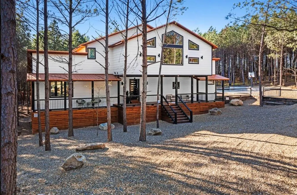 Photo 3 — 71 BEAR PINE Trail, Broken Bow, OK 74728