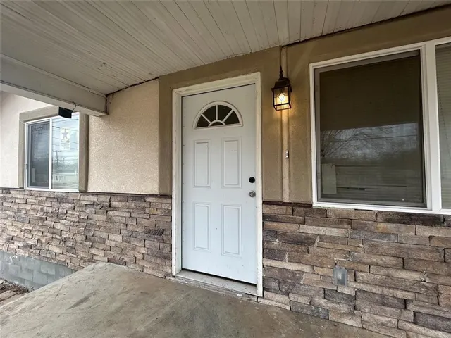 Photo 5 — 1201 E Main Street, Shawnee, OK 74801