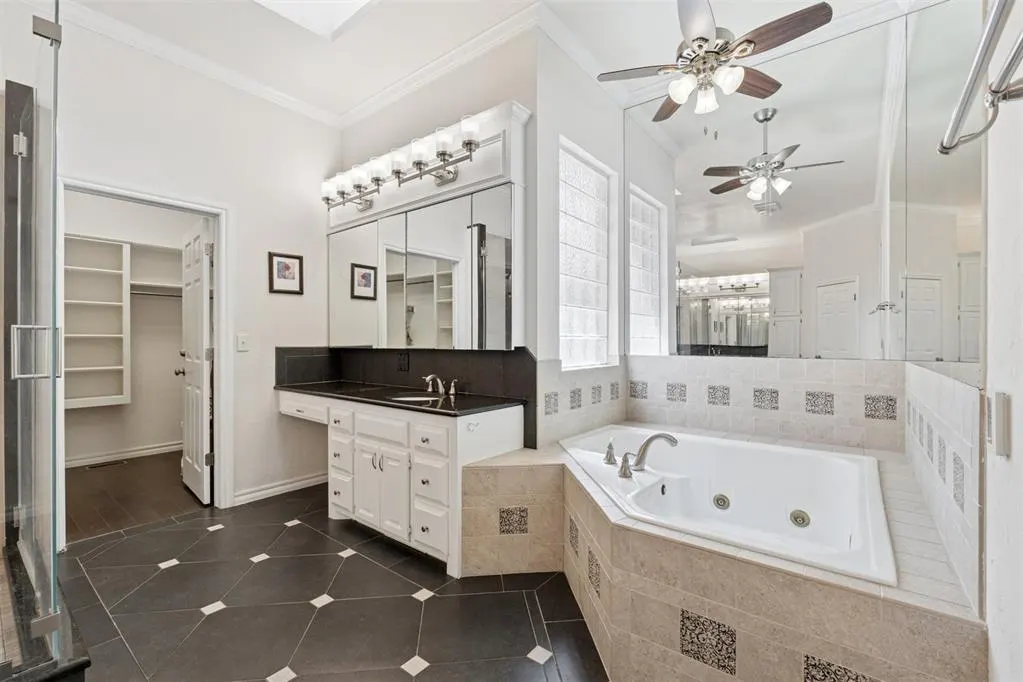 Photo 21 — 13124 Red Cedar Circle, Oklahoma City, OK 73131