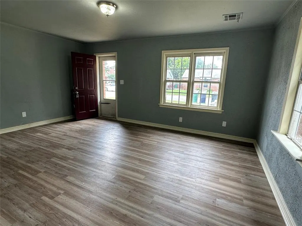 Photo 3 — 1233 NW 94th Street, Oklahoma City, OK 73114