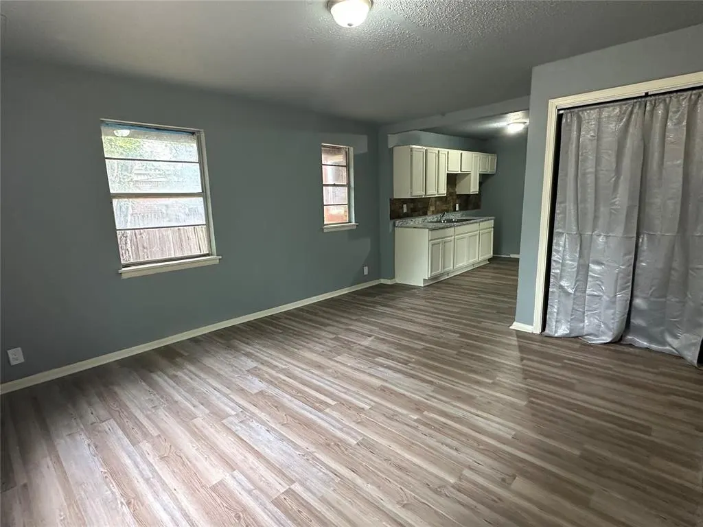 Photo 8 — 1233 NW 94th Street, Oklahoma City, OK 73114