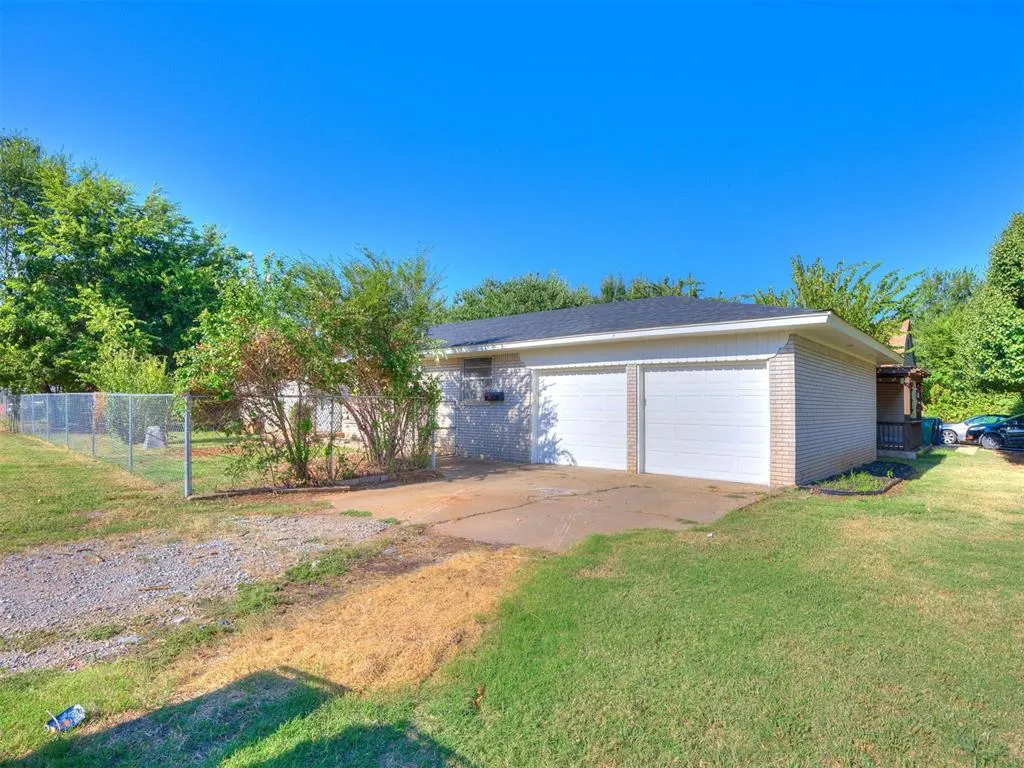 Photo 3 — 9517 N University Avenue, Oklahoma City, OK 73114