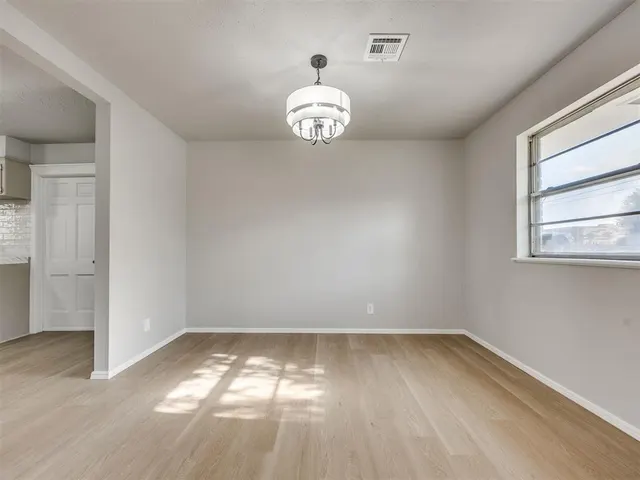 Photo 8 — 9517 N University Avenue, Oklahoma City, OK 73114