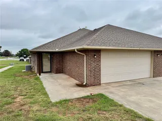 Sold home at 1605 E Lawter Road