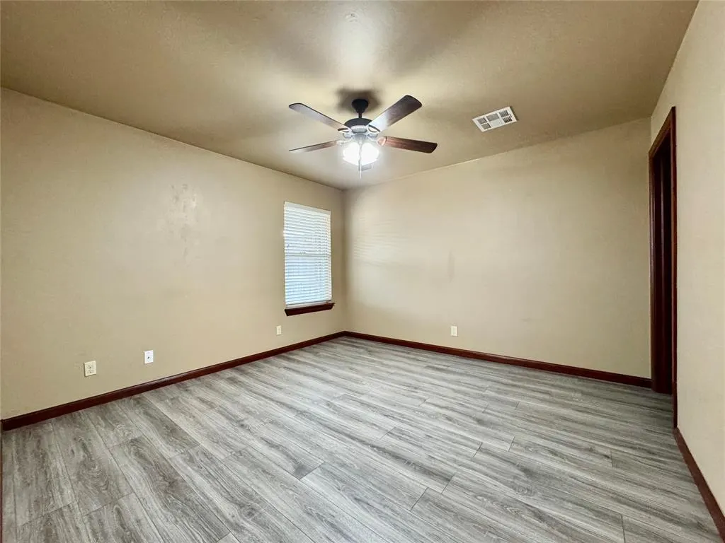 Photo 8 — 1605 E Lawter Road, Weatherford, OK 73096