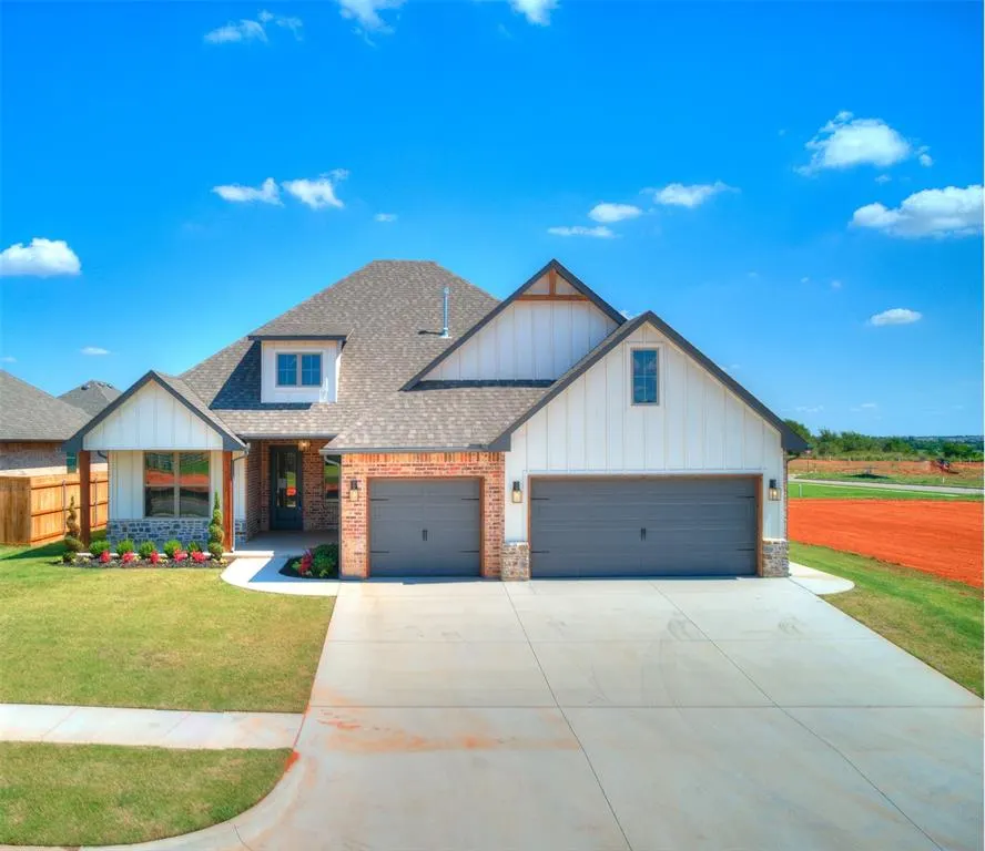 Front exterior — 10405 SW 50th Street, Mustang, OK 73064