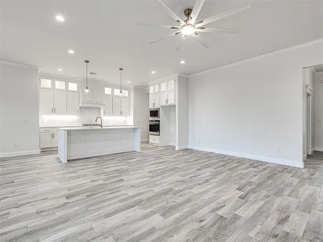 Photo 7 — 10405 SW 50th Street, Mustang, OK 73064