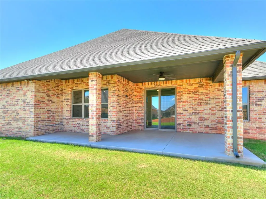 Photo 32 — 10405 SW 50th Street, Mustang, OK 73064