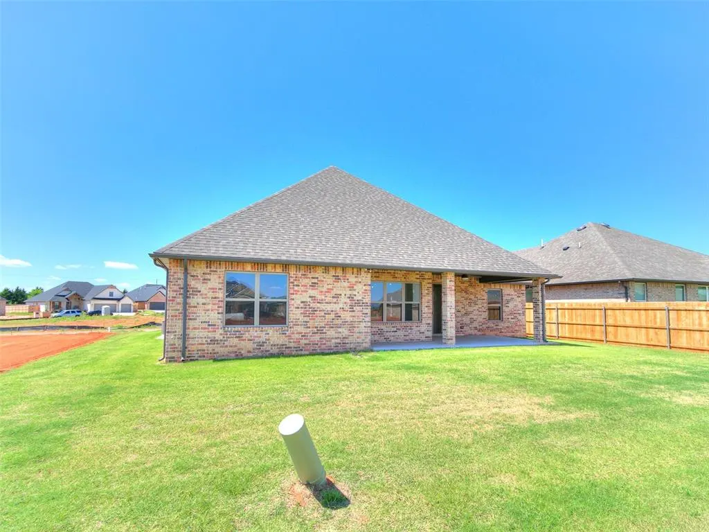 Photo 33 — 10405 SW 50th Street, Mustang, OK 73064