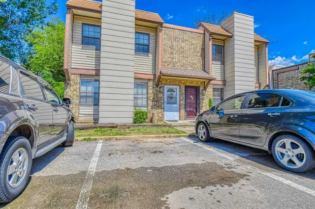 Front exterior — 401 SE 12th Avenue 151, Norman, OK 73071