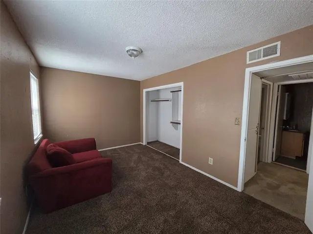 Photo 7 — 401 SE 12th Avenue 151, Norman, OK 73071