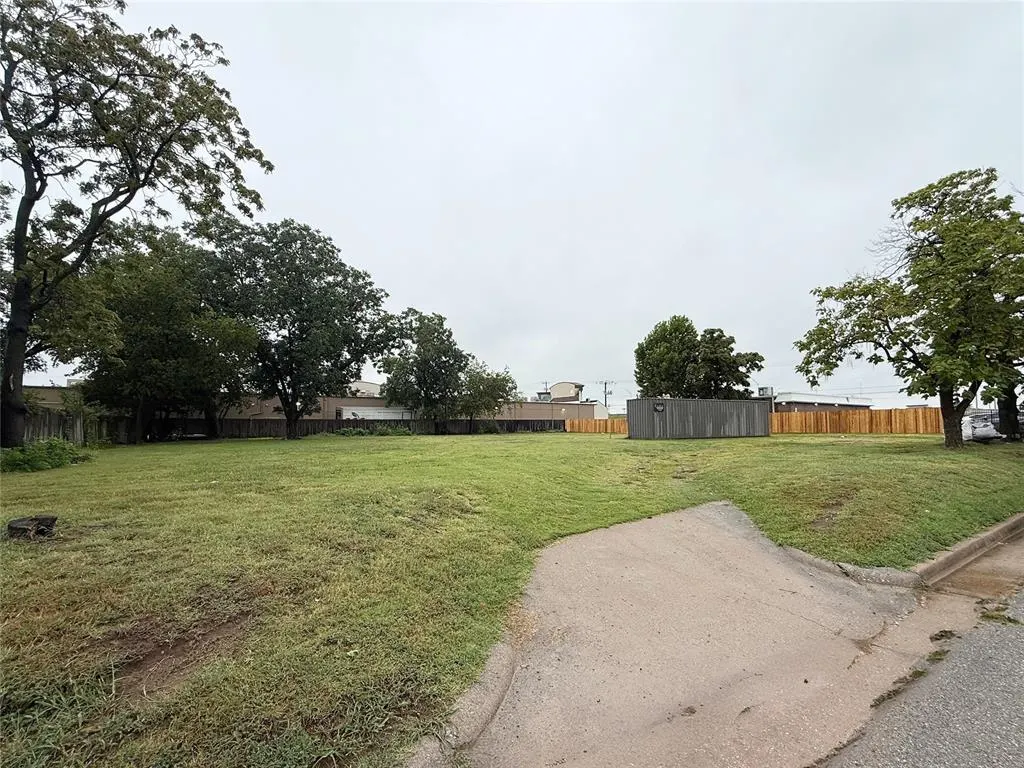 Photo 3 — 7412 S Klein Avenue, Oklahoma City, OK 73139