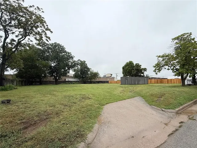 Photo 3 — 7412 S Klein Avenue, Oklahoma City, OK 73139