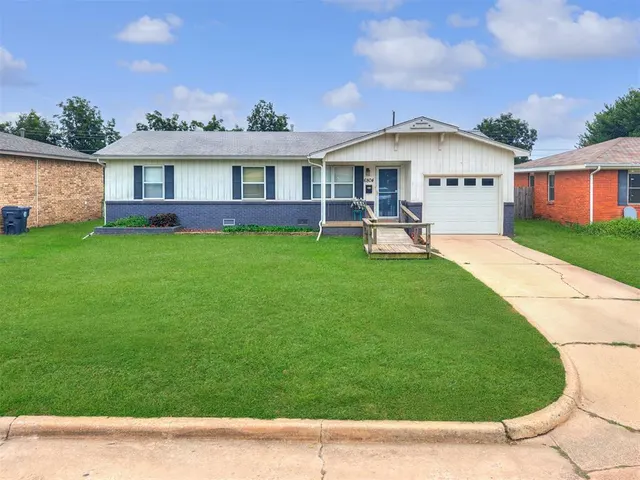 Photo 2 — 6804 NW 59th Street, Bethany, OK 73008