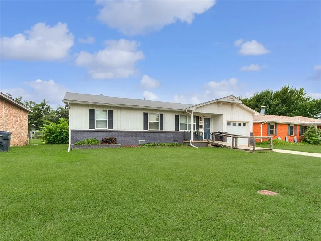 Photo 3 — 6804 NW 59th Street, Bethany, OK 73008