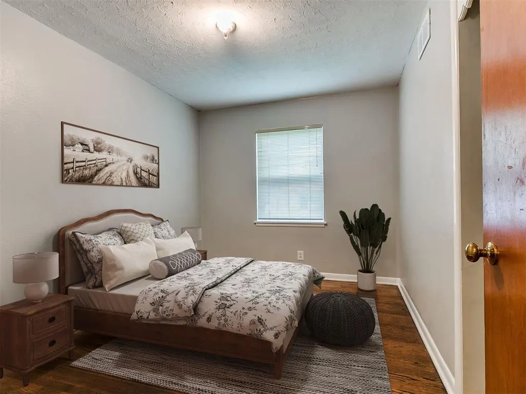 Photo 11 — 6804 NW 59th Street, Bethany, OK 73008