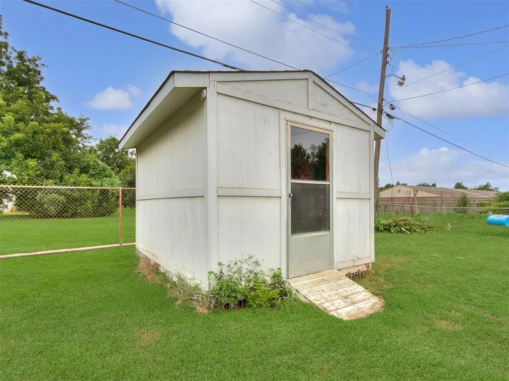 Photo 18 — 6804 NW 59th Street, Bethany, OK 73008