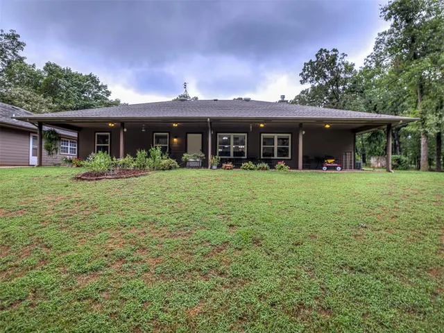 Photo 4 — 18400 E Coffee Creek Road, Luther, OK 73054