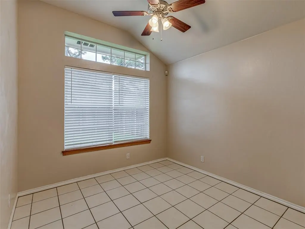 Photo 18 — 1224 Capitol Drive, Edmond, OK 73003