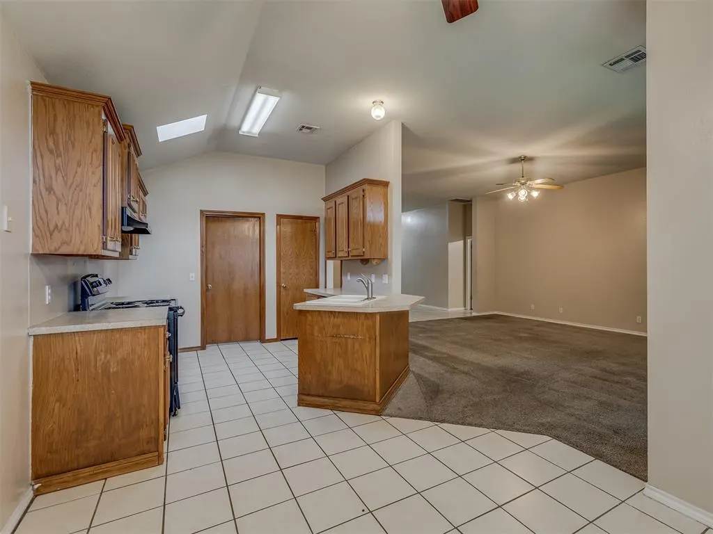 Photo 7 — 1224 Capitol Drive, Edmond, OK 73003
